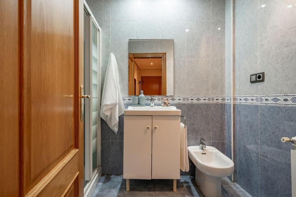 Ferienwohnung El Balcon De Santa Lucia Gijón Exterior foto
